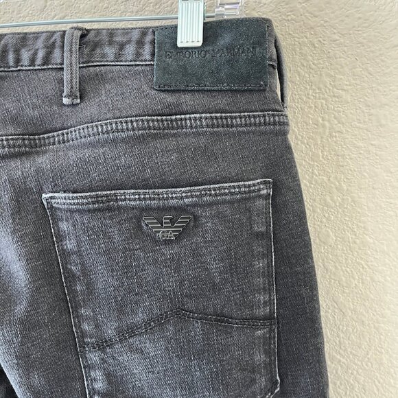 Emporio Armani Men's J06 Slim Fit Black Jeans Size 33 Style 7V1J06 1D1EZ - Picture 11 of 13